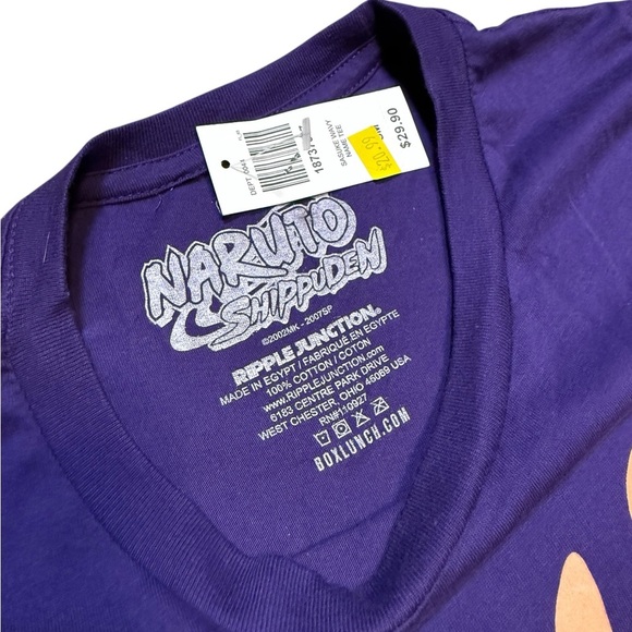 Naruto Shippuden Sasuke Battle Pose T-Shirt - BoxLunch Exclusive NEW Size Small - Picture 2 of 3